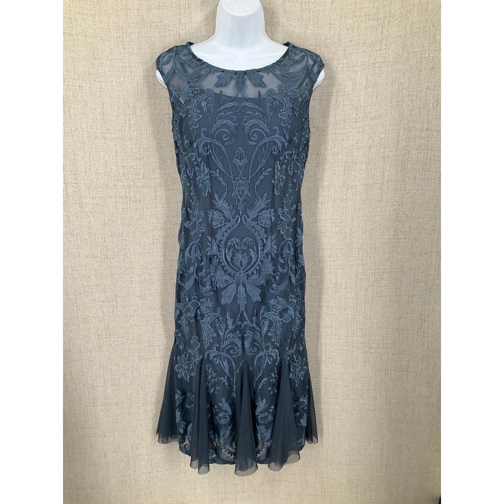 Alex Evenings Cocktail Dress Women 6P Blue Embroidered Godet Hem Mesh Glam